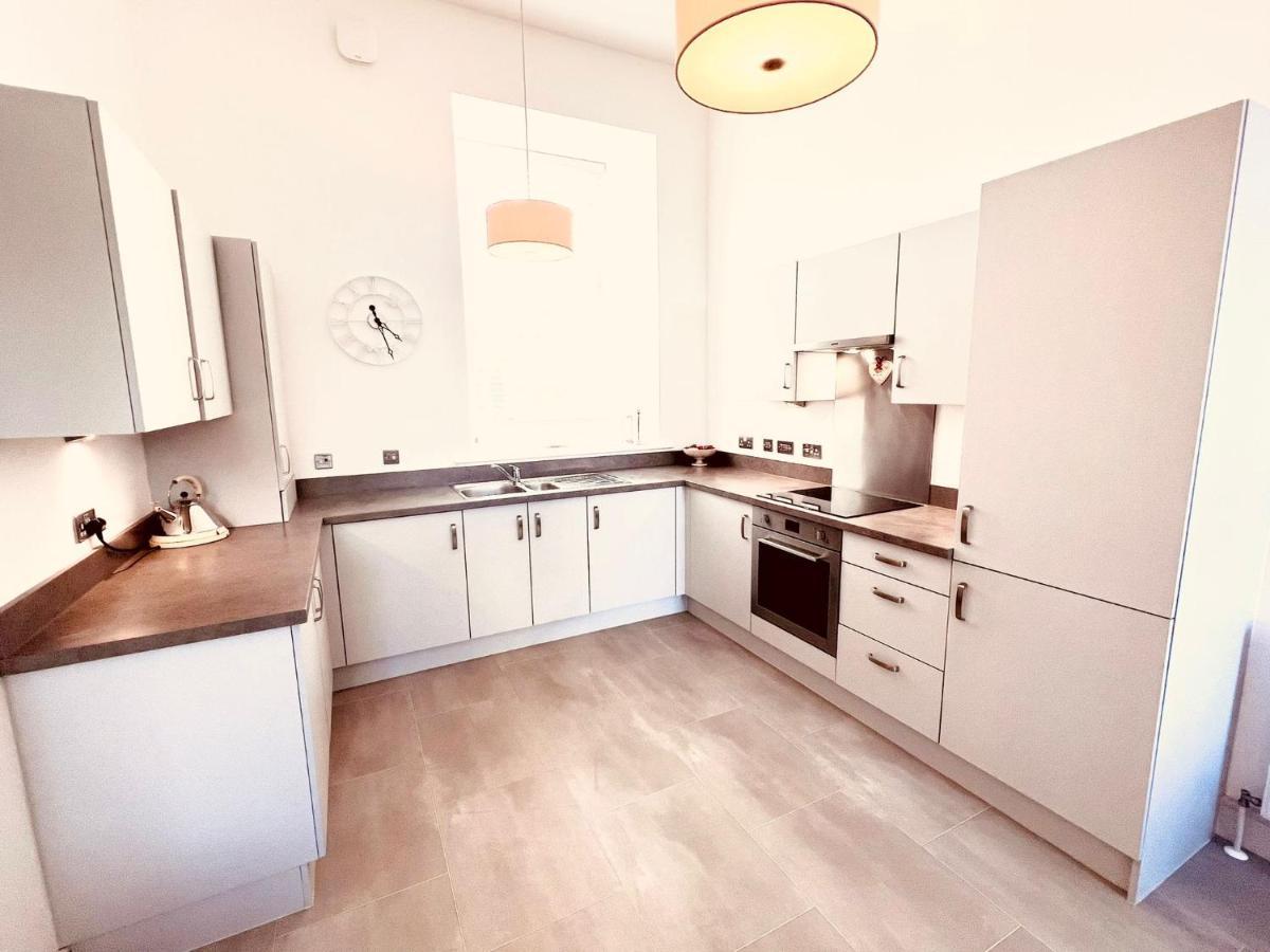 Great Glen Townhouse Inverness Ngoại thất bức ảnh